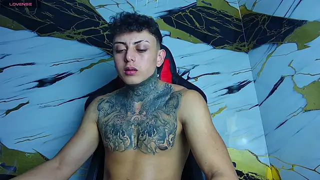 Kevin22 222 online show from 03.04.25