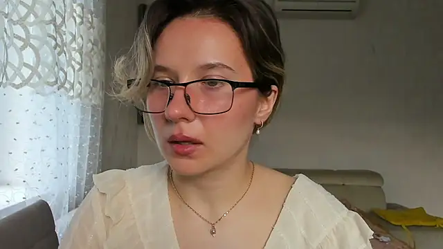 Snapshot of Lilith_lutherlow chatting on 07.23.26 Lilith lutherlow online show from 07.23.26