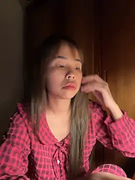 Snapshot of Samsam_567 chatting on 10.26.25 Samsam 567 online show from 10.26.25