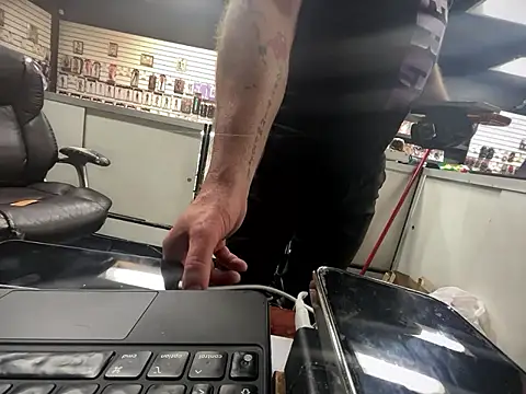 RawRyder8 online show from 04.08.26