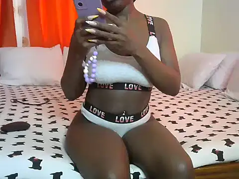 Nanaablack online show from 09.17.25