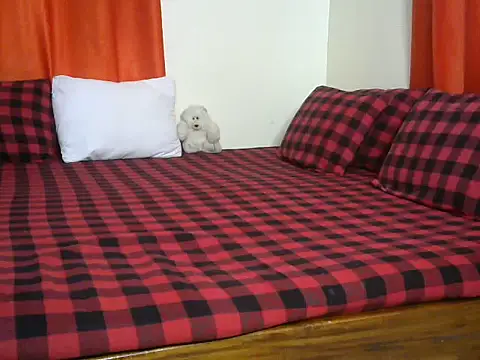 Nanaablack online show from 09.28.25