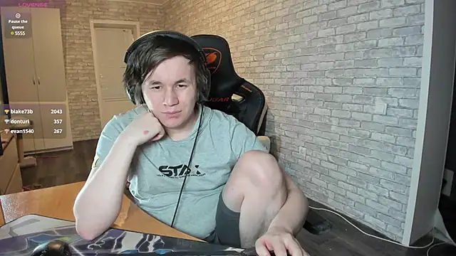Snapshot of iliaskrislove chatting on 03.04.25 iliaskrislove online show from 03.04.25
