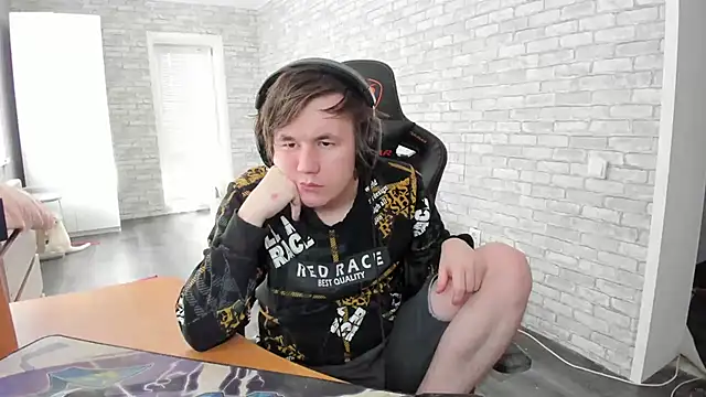 Snapshot of iliaskrislove chatting on 03.11.25 iliaskrislove online show from 03.11.25