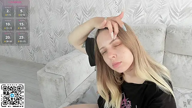 Alice Halle online show from 07.16.26