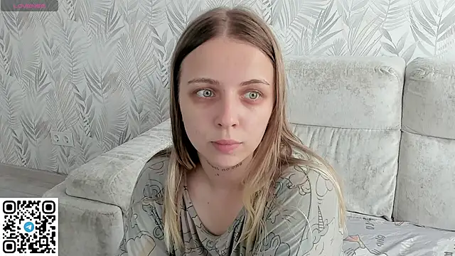 Alice Halle online show from 07.21.26