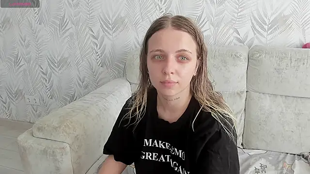 Alice Halle online show from 07.25.26