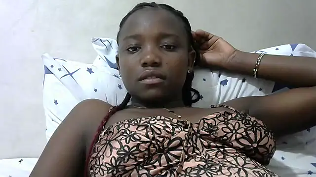 Latiffagodess online show from 10.08.25