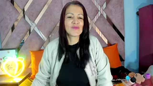 Snapshot of Mulan_sexy01 chatting on 04.09.26 Mulan sexy01 online show from 04.09.26