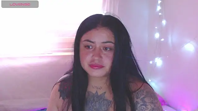 Snapshot of PamelaDoouce chatting on 03.17.25 PamelaDoouce online show from 03.17.25