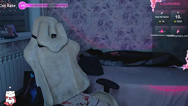 Estelle Hicks online show from 10.31.25