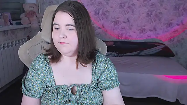 Estelle Hicks online show from 03.28.26