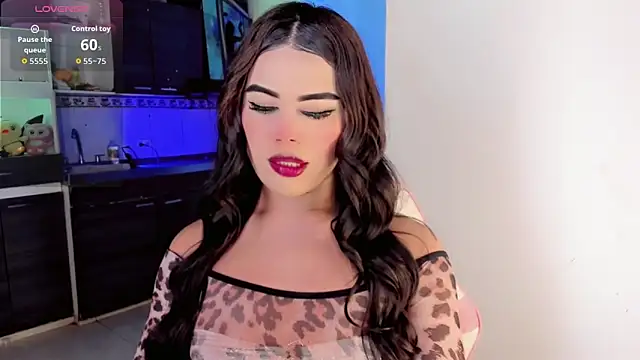 LittleEmmaa online show from 03.12.26