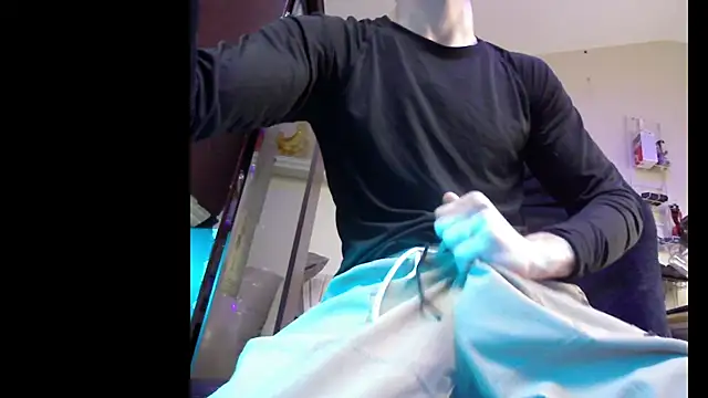 Snapshot of slendt94 chatting on 03.19.25 slendt94 online show from 03.19.25