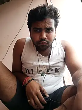 Snapshot of MeFeellove chatting on 10.03.25 MeFeellove online show from 10.03.25