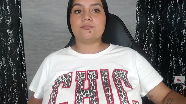 evelin 999  online show from 03.07.25