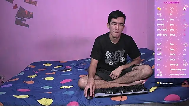 Snapshot of Sweetiefoxxx chatting on 02.25.26 Sweetiefoxxx online show from 02.25.26