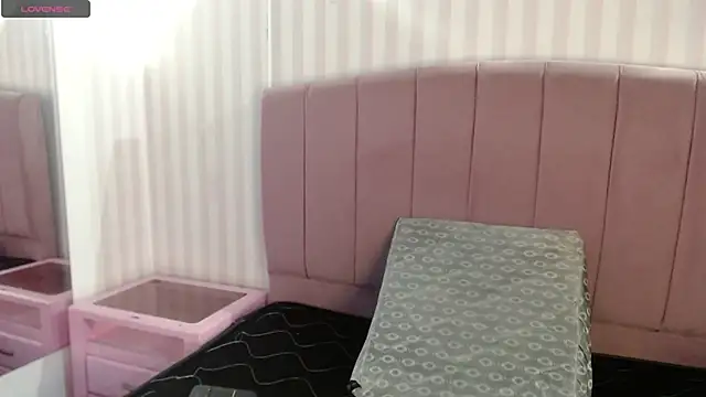 Susy thomson online show from 02.06.25