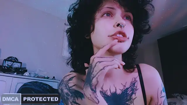 NaughtyLittleFox online show from 05.30.26