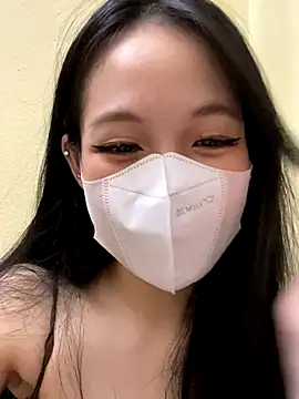 Snapshot of minmin2kk5 chatting on 09.08.25 minmin2kk5 online show from 09.08.25