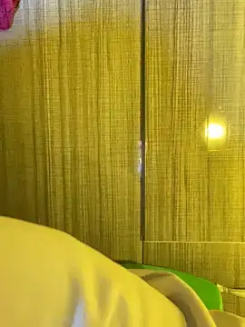 minmin2kk5 online show from 02.10.26