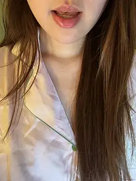 minmin2kk5 online show from 07.05.26