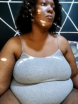 YummyChocolatexx2 online show from 02.11.26