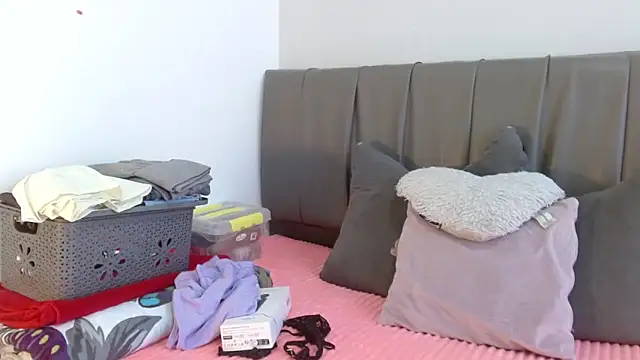 Cherllynn online show from 01.07.25