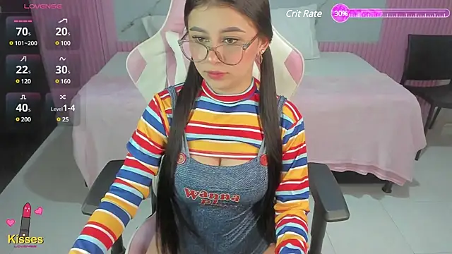 Snapshot of Yuli_16 chatting on 03.17.25 Yuli 16 online show from 03.17.25