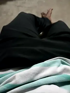 Snapshot of bangaloresexyguy chatting on 01.12.26 bangaloresexyguy online show from 01.12.26