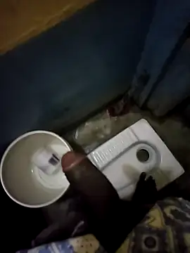 Snapshot of bangaloresexyguy chatting on 02.13.26 bangaloresexyguy online show from 02.13.26