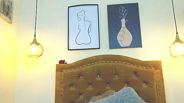 Shantal Joness online show from 02.20.26