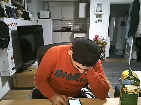 mihaimichael online show from 10.31.25