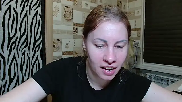 Snapshot of TherestlessKitty chatting on 07.29.26 TherestlessKitty online show from 07.29.26