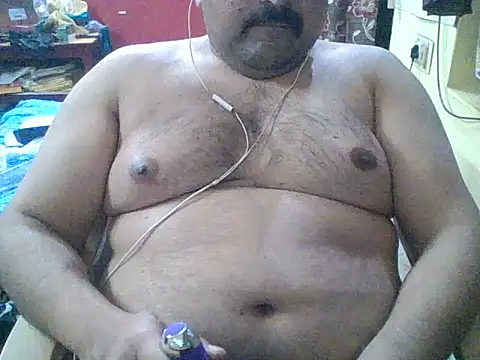 ARYANAVAILABLE online show from 02.03.26