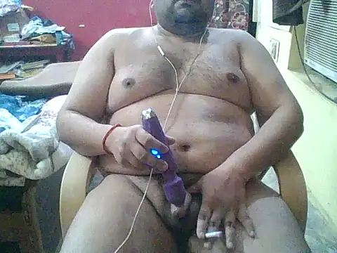 Snapshot of ARYANAVAILABLE chatting on 05.12.26 ARYANAVAILABLE online show from 05.12.26