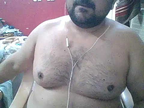 Snapshot of ARYANAVAILABLE chatting on 05.21.26 ARYANAVAILABLE online show from 05.21.26