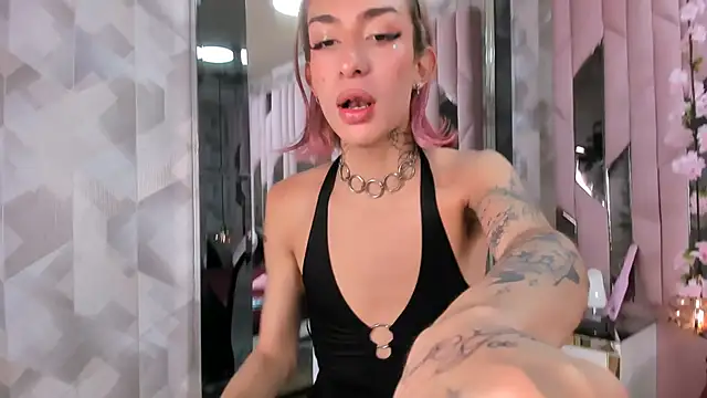 MadisonWood01 online show from 02.20.25