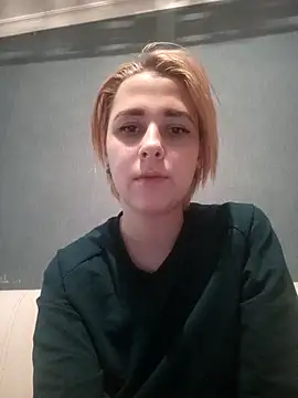 Snapshot of Gussie_Bridie chatting on 12.18.24 Gussie Bridie online show from 12.18.24