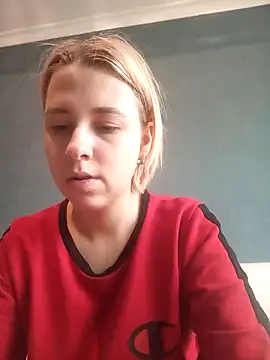 Snapshot of Gussie_Bridie chatting on 12.26.24 Gussie Bridie online show from 12.26.24