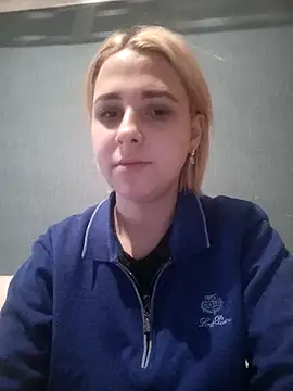 Snapshot of Gussie_Bridie chatting on 02.07.25 Gussie Bridie online show from 02.07.25