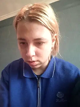 Snapshot of Gussie_Bridie chatting on 02.10.25 Gussie Bridie online show from 02.10.25