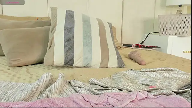 Snapshot of jazz_parker chatting on 02.09.25 jazz parker online show from 02.09.25