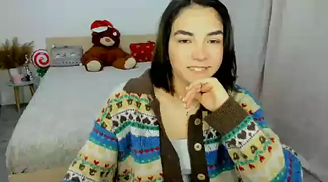 Snapshot of Alexa_Dolly12 chatting on 12.31.24 Alexa Dolly12 online show from 12.31.24