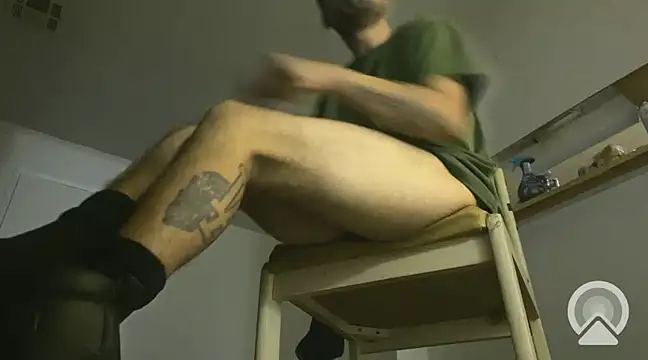 Snapshot of freakzmexx chatting on 12.29.24 freakzmexx online show from 12.29.24