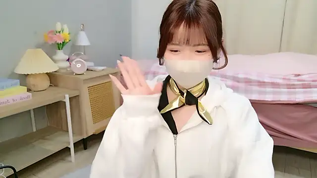 Snapshot of Sayuringo_ chatting on 02.16.26 Sayuringo online show from 02.16.26