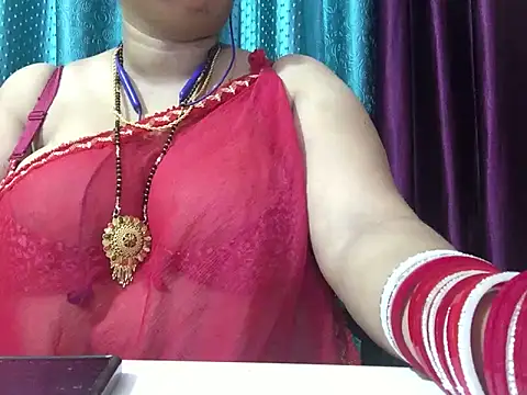 Snapshot of Desi_bhabhiii chatting on 12.04.24 Desi bhabhiii online show from 12.04.24