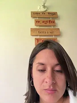 Snapshot of Alice_milf_ chatting on 02.04.26 Alice milf online show from 02.04.26