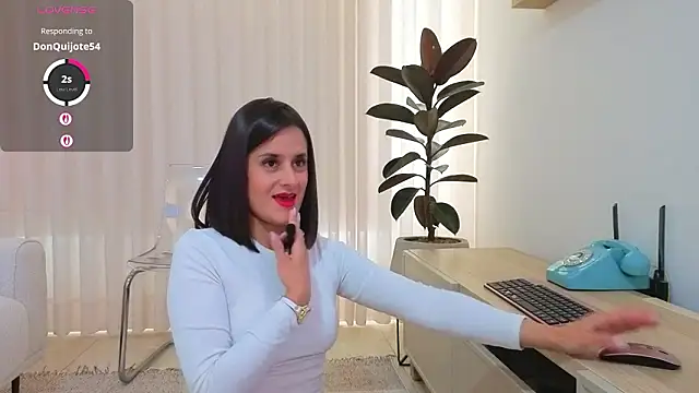 Snapshot of Alice_milf_ chatting on 03.13.26 Alice milf online show from 03.13.26