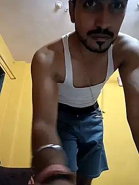 Snapshot of INDIAN_PRINCE_01 chatting on 03.19.25 INDIAN PRINCE 01 online show from 03.19.25